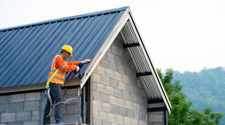 Professional residential roofers in Mineola, IA